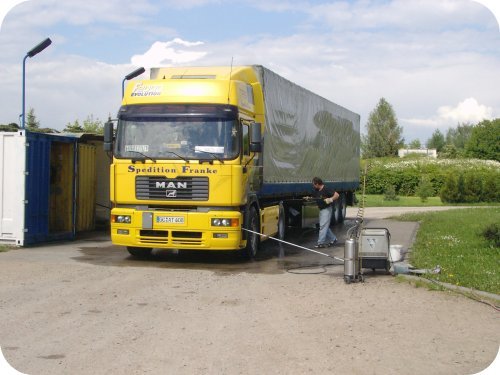 Fahrzeugwäsche